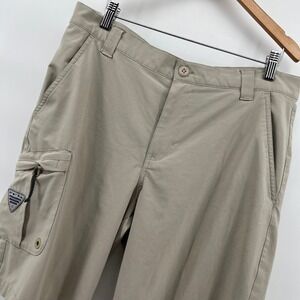 Columbia PFG Mens 32 Fishing Hiking Outdoor Cargo Shorts Beige‎